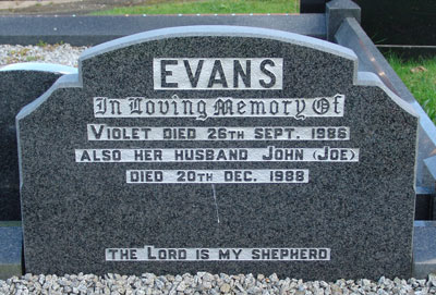 Headstone of Violet Evans (née Speers) 1916 - 1986