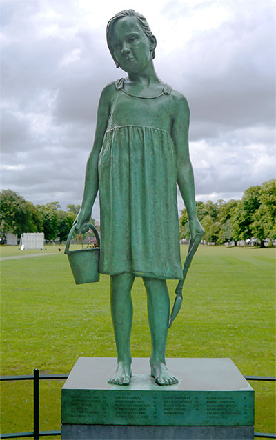 Memorial to those who lost their lives in the Armagh Rail Disaster