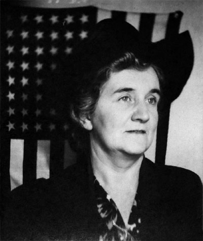 Deanie Schumacher - April 1942