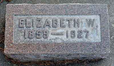Headstone of Elizabeth Logan (née Walker) 1859 - 1927